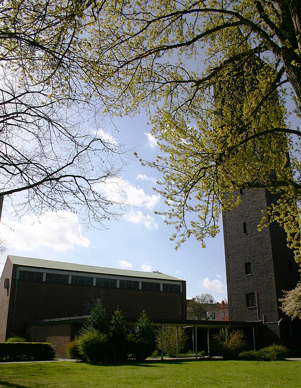 Zwölf-Apostel-Kirche