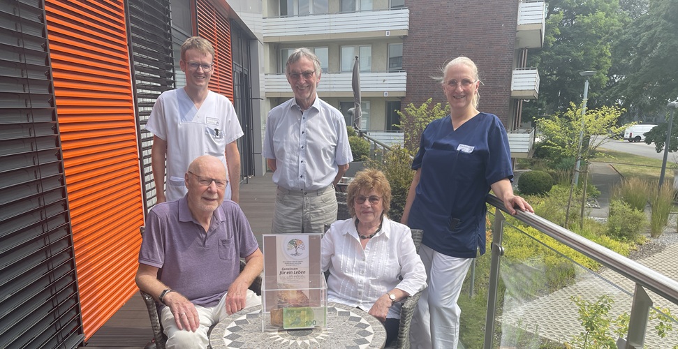 Schriftsteller spendet für die Palliativstation 