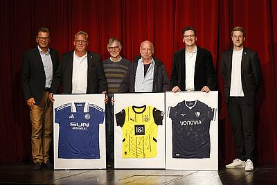  Schalke-Trikot erzielte den Höchstpreis