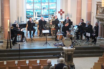 Blech und Orgel begeisterten in Eickel