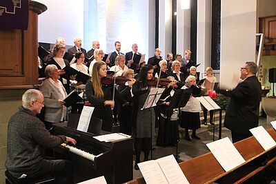 Posaunenchor sorgte für volle Kirche