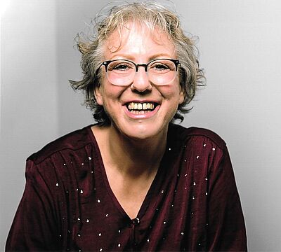 Pfarrerin Vera Rosin wird auf Schwerin eingeführt