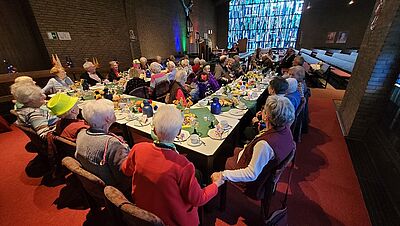 Kostümiert zum Sonntagscafé