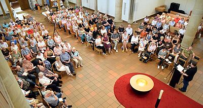 Friedensbotschaft hinausposaunt