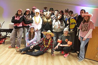 „Gott sieht hinter die Masken“