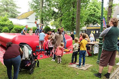 Mitmachtag „Total Lokal“  lockte rund 500 Kinder und Jugendliche