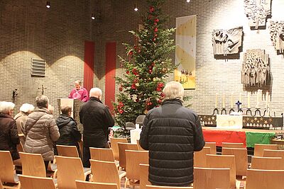 Katholiken feiern in evangelischer Auferstehungskirche