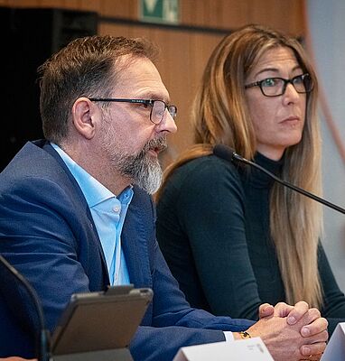 Florian Adamek übernimmt Vorstandsaufgabe