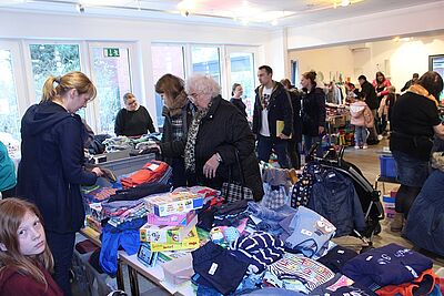 Kindersachen für kleines Geld