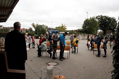 Erntedank auf den Rücken geschrieben