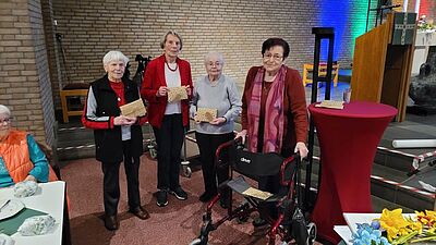 „Frauenhilfe stärkt Frauen"