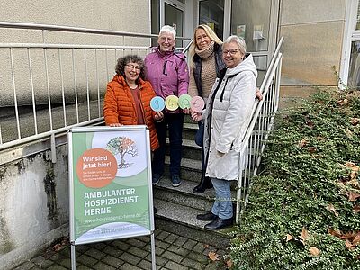 Grünkohl, Bratwurst und Weihnachtslieder für den guten Zweck