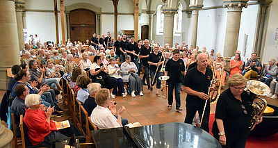 CVJM-Posaunenchor präsentierte ein abwechslungsreiches Sommerkonzert 