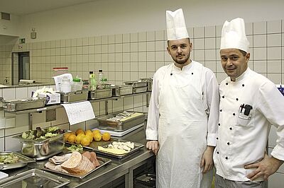 Schokoladenmousse an Minzpesto als süßer Höhepunkt