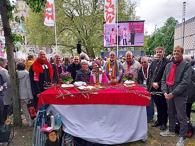 Am Abend Vaterunser, Segen und Lichtermeer