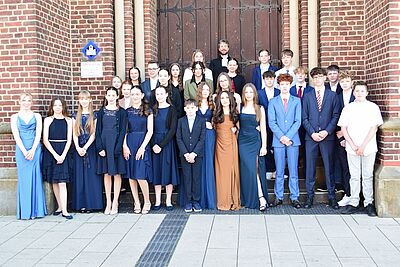 Konfirmation in Haranni in der Kreuzkirche