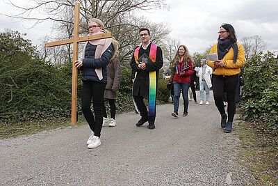 Tape-Art illustrierte den Kreuzweg Jesu