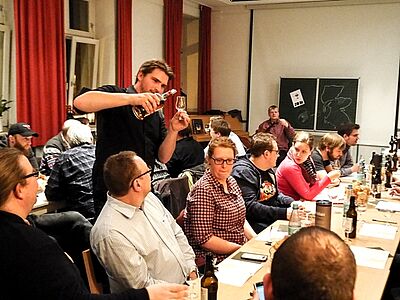 Charitytasting brachte 800 Euro für den CVJM