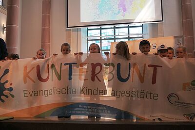 Ein neuer Name für die Eickeler KiTa – „Kunterbunt“ weil kunterbunt