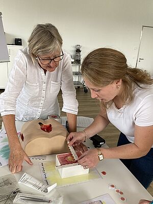 EvK-Wundmanagerin mit kreativer Wissensvermittlung