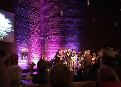 „Gott auf deiner Wellenlänge!?“
