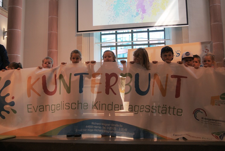 Ein neuer Name für die Eickeler KiTa – „Kunterbunt“ weil kunterbunt