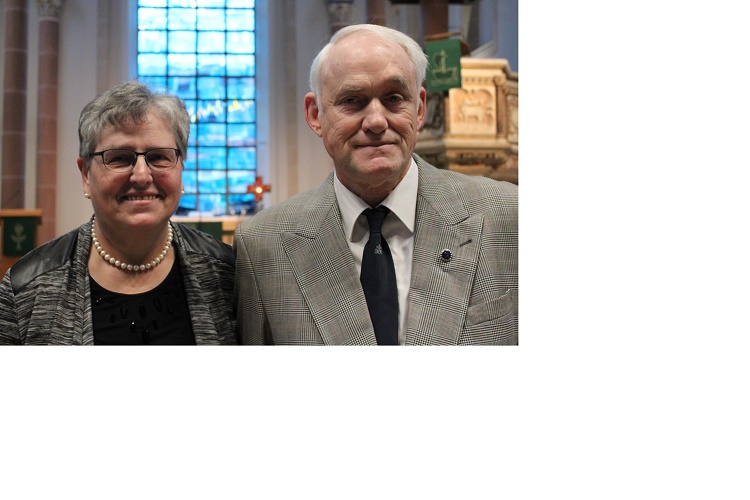 Ehrenamtliche übernehmen Küstertätigkeiten