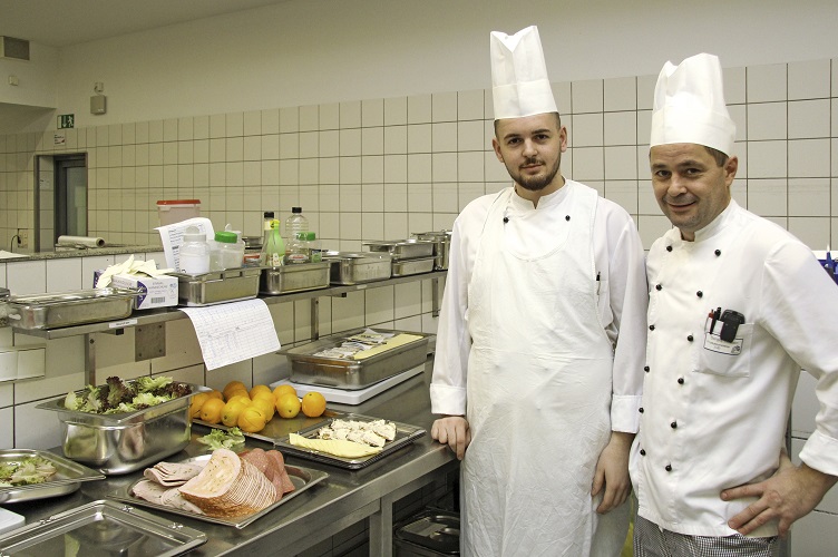 Schokoladenmousse an Minzpesto als süßer Höhepunkt