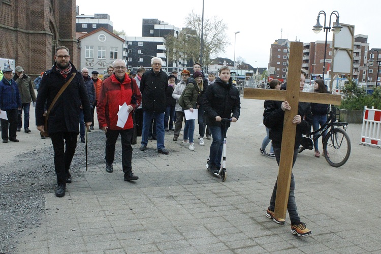Zweimal den Kreuzweg gebetet