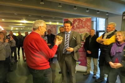 Fairer Pflasterstein für Bürgermeister Kravanja