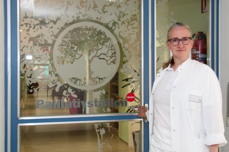 Neue Leitung des Palliativzentrums am EvK