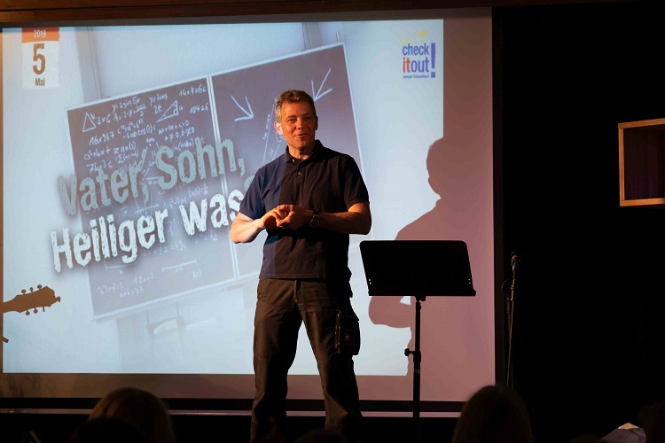 Vater, Sohn und Heiliger Geist – Drei Personen, aber ein Gott