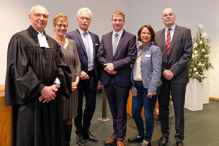 Verwaltungsdirektor Gerhard Glock offiziell eingeführt