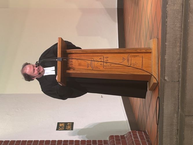 Unterstützung im Dienst an Wort und Sakrament