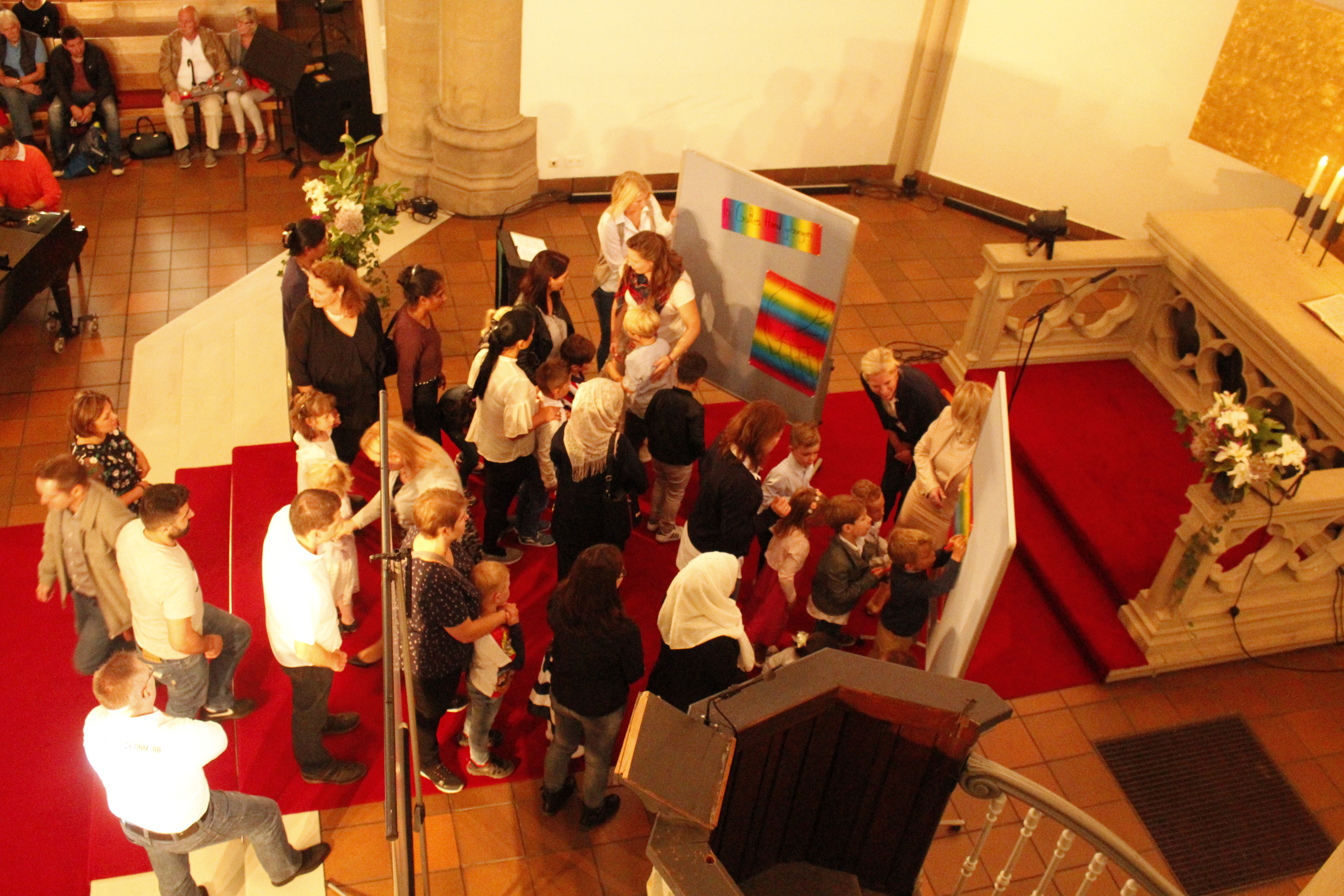 Gott Namen in die Hand geschrieben