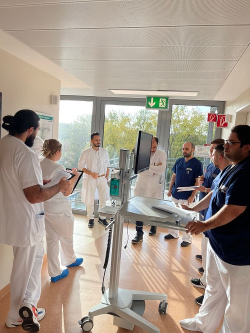 Pflege-Nachwuchs stemmt Klinikalltag in Eigenverantwortung 