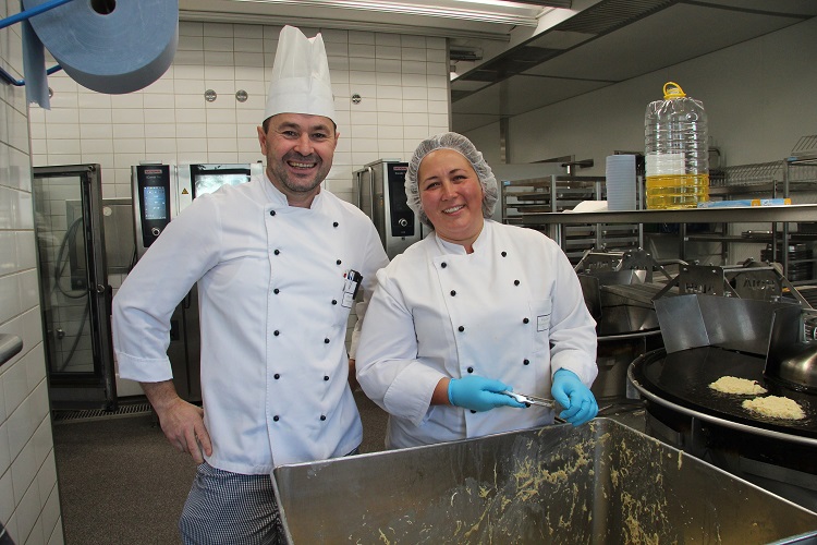 Auszubildende kocht sich auf den zweiten Platz