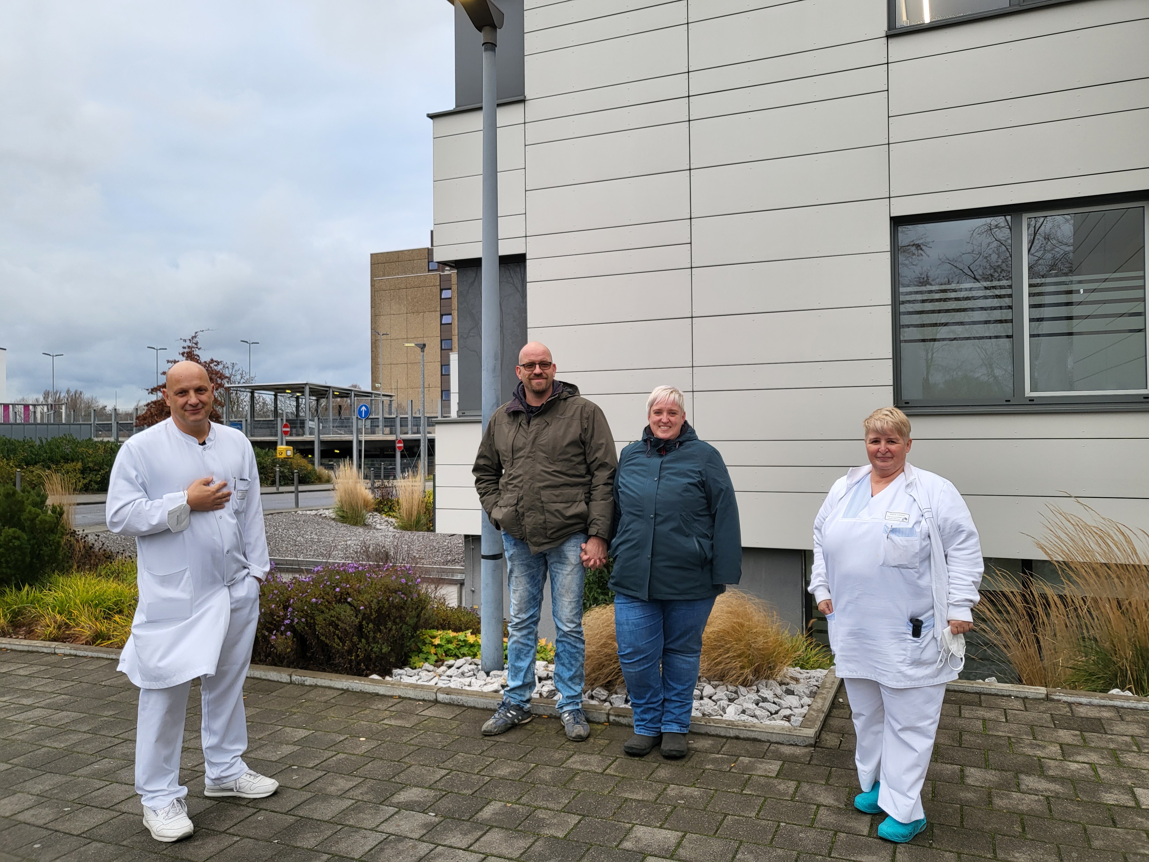 Verkauf von Adventsgestecken für die Palliativstation