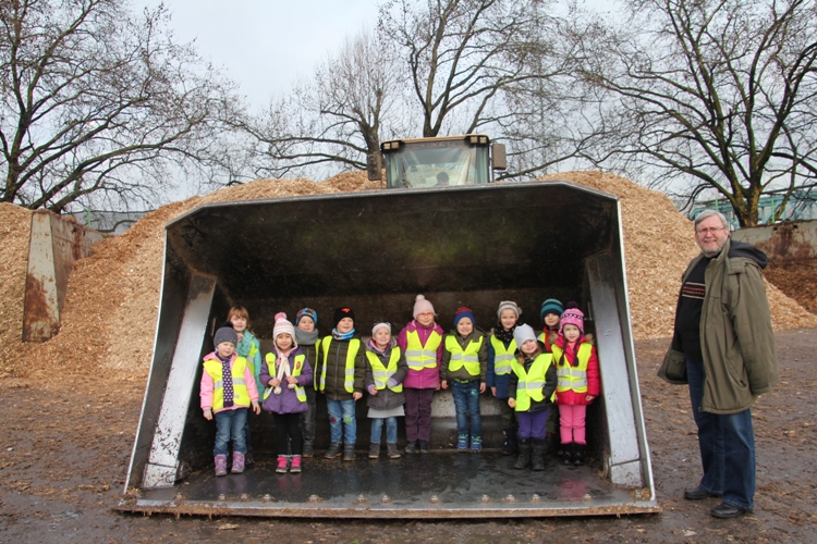 Zum Schluss in die Riesenschaufel