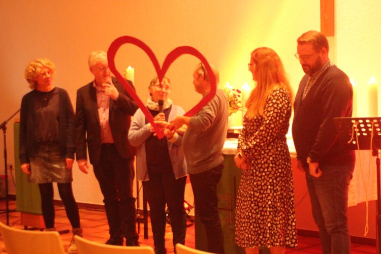 Herz und drei Bänder