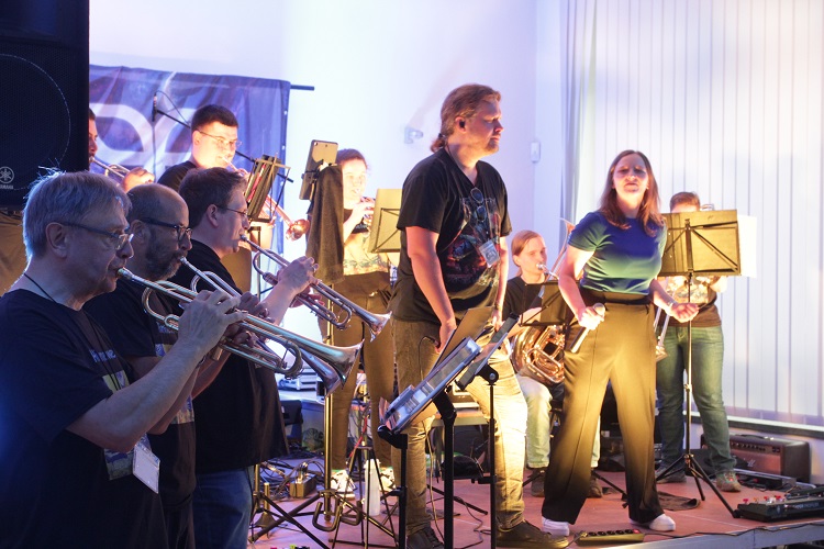 Heavy Metal, Indy-Rock und „Symphonic Metal“