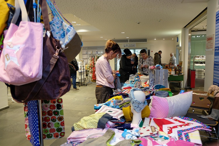 Herbstbasar mit adventlicher Note