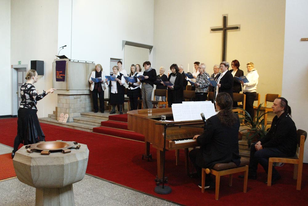 Frauenchor präsentierte Ohrwürmer