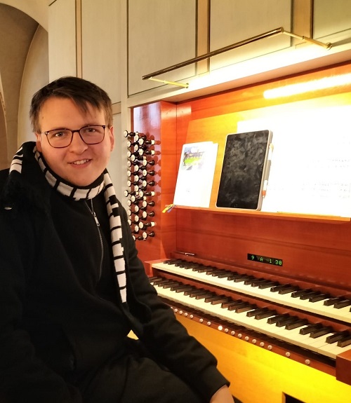 Neuer Organist mit Faible für französische Romantik