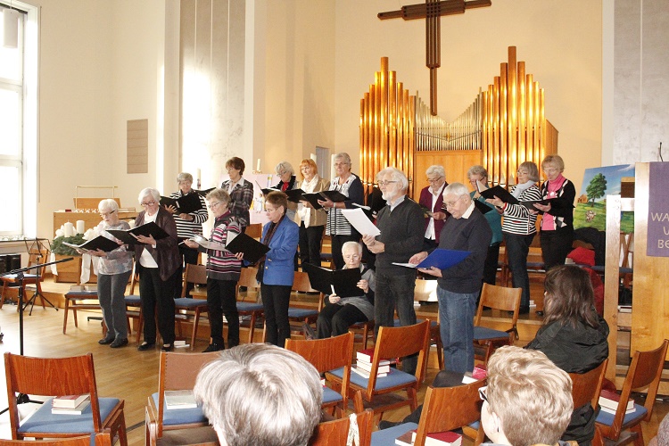Lutherchor krönt Lichterfest