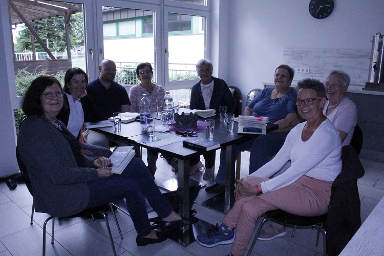 Literaturprojekt in der Petrus-Kirchengemeinde