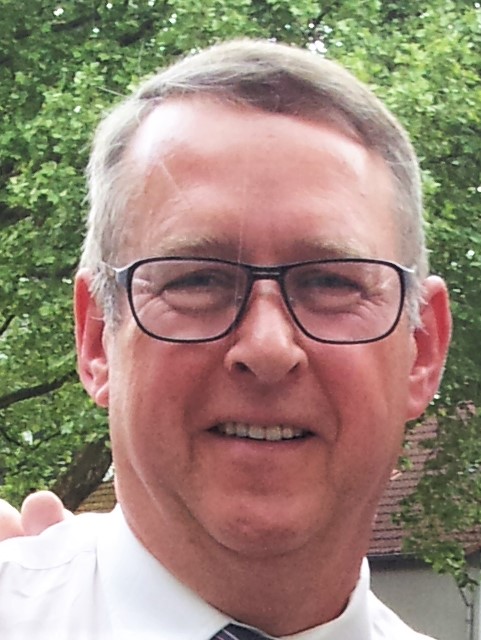 Männer verzichten aufs Reisen