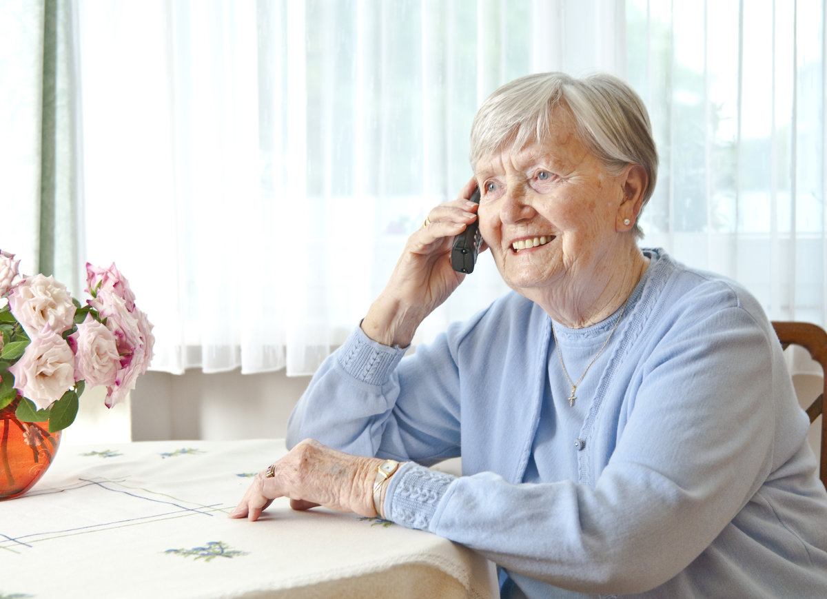 Telefonbesuchsdienst für „Senioren 80+"