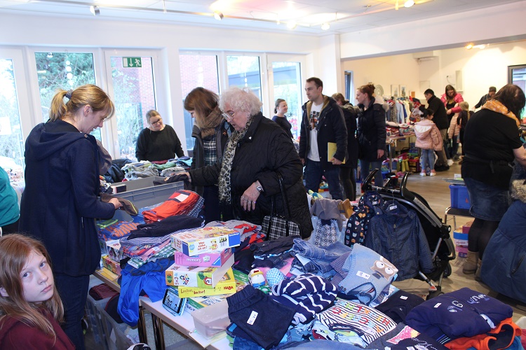 Kindersachen für kleines Geld