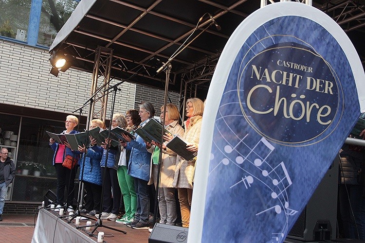 Nightshopping mit Chormusik